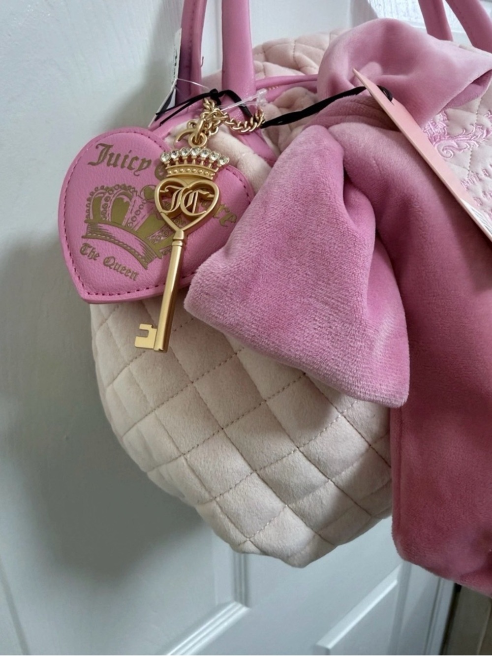Juicy Couture Once Upon a Time Tale Pink Bowler Bag Purse y2k - Picture 5 of 5